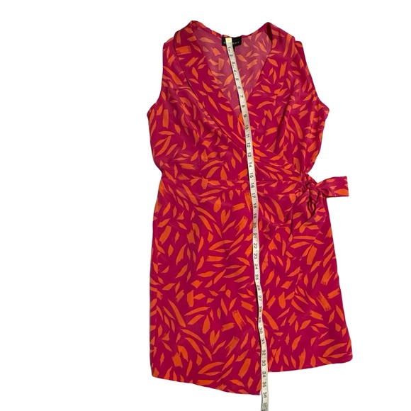 Wrap Dress Sz Med - Picture 14 of 16